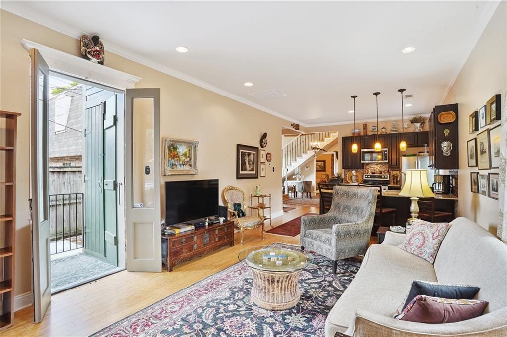 626 Independence Street, New Orleans, Louisiana image 4