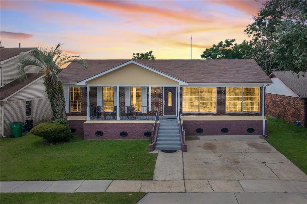 544 W Marlin Court, Terrytown, Louisiana image 1