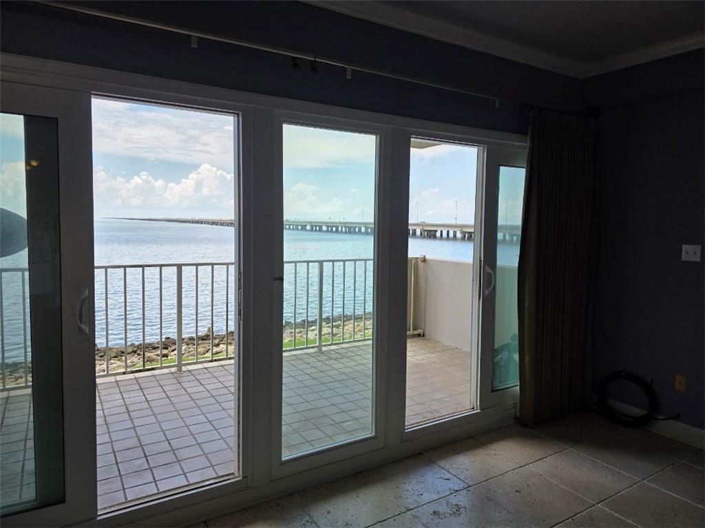 403 Mariners Island # 2C, Mandeville, Louisiana image 10