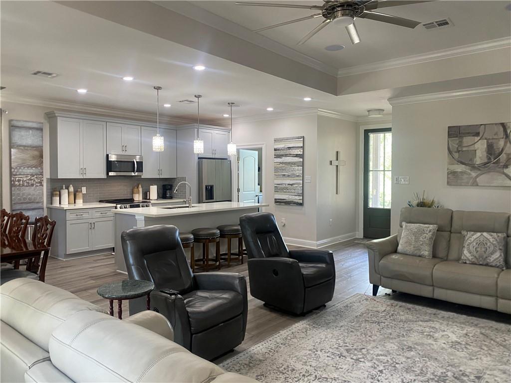 277 Greencrest Drive, Slidell, Louisiana image 3