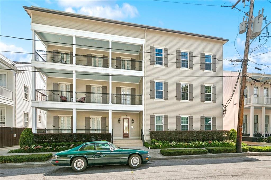 1633 First Street #201, New Orleans, Louisiana image 1