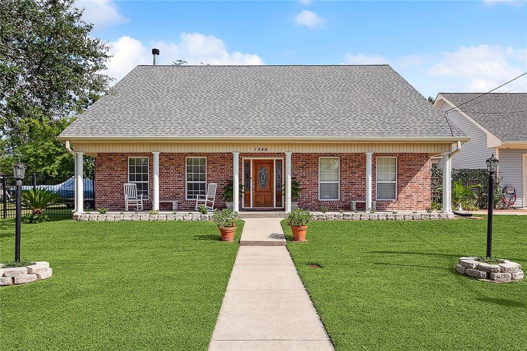 1944 Magnolia Street, Lafitte, Louisiana image 1