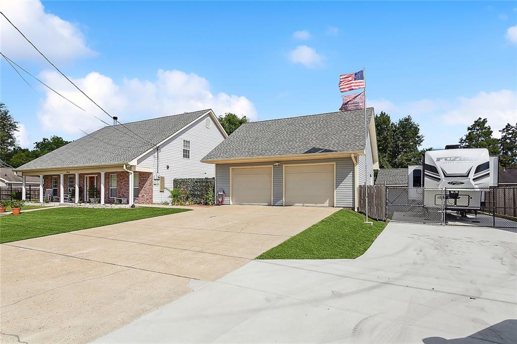 1944 Magnolia Street, Lafitte, Louisiana image 3