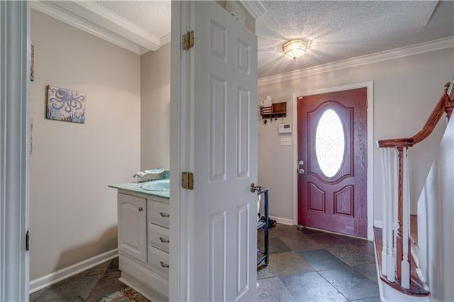 10130 Brookfield Drive, New Orleans, Louisiana image 6