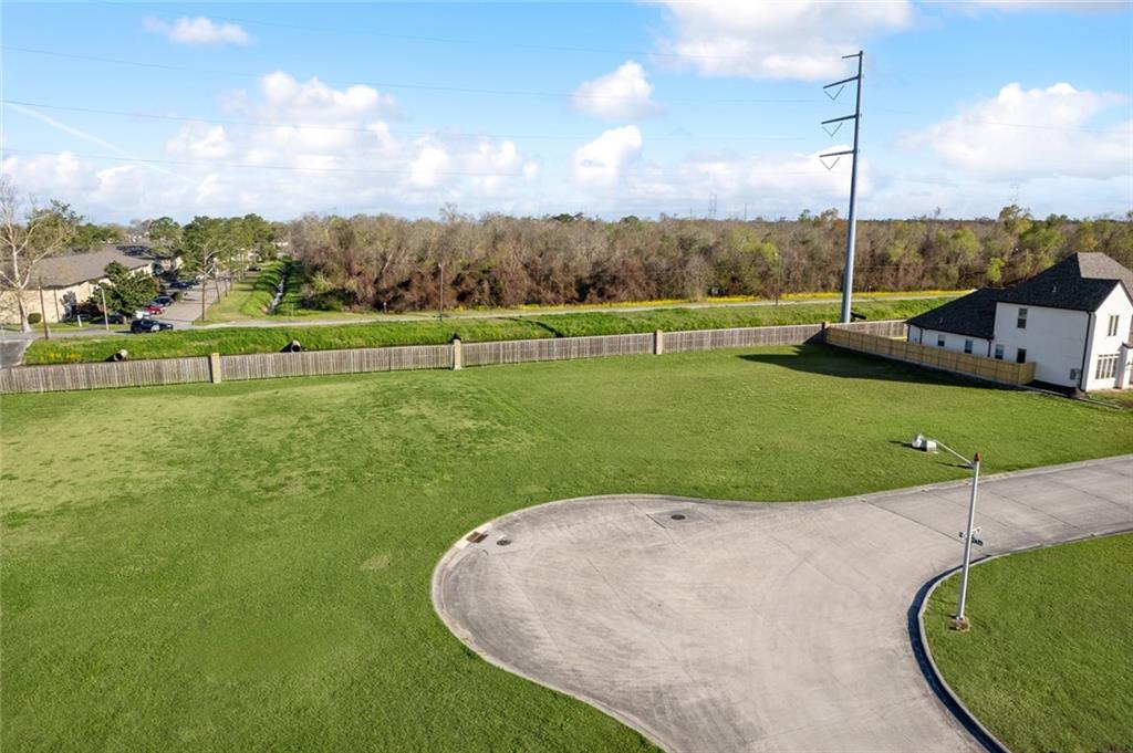 172 Mallard Drive, Westwego, Louisiana image 3