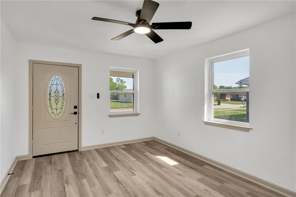 2416 Garden Drive, Meraux, Louisiana image 5
