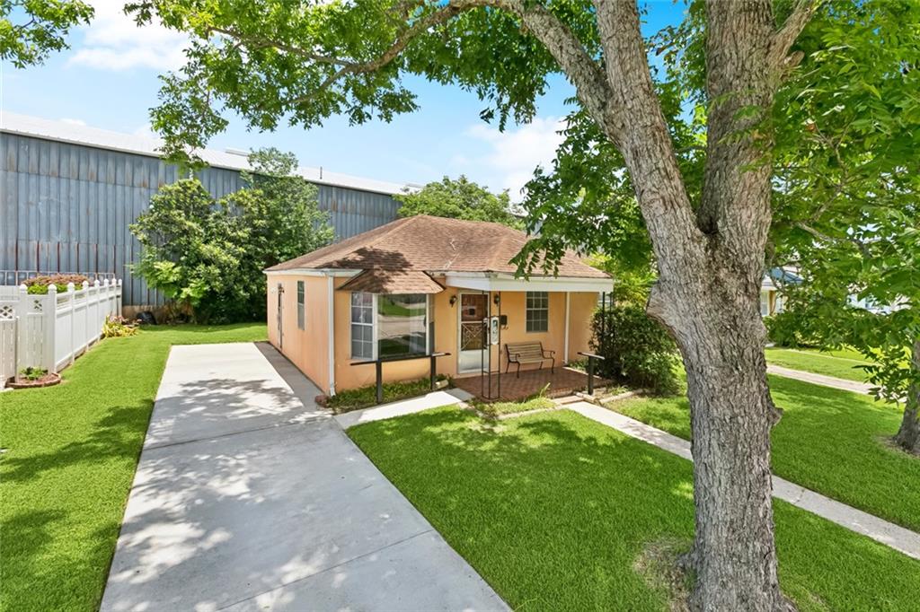 1029 Lillian Street, Metairie, Louisiana image 2