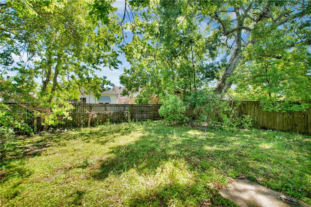 4911 Demontluzin Street, New Orleans, Louisiana image 24