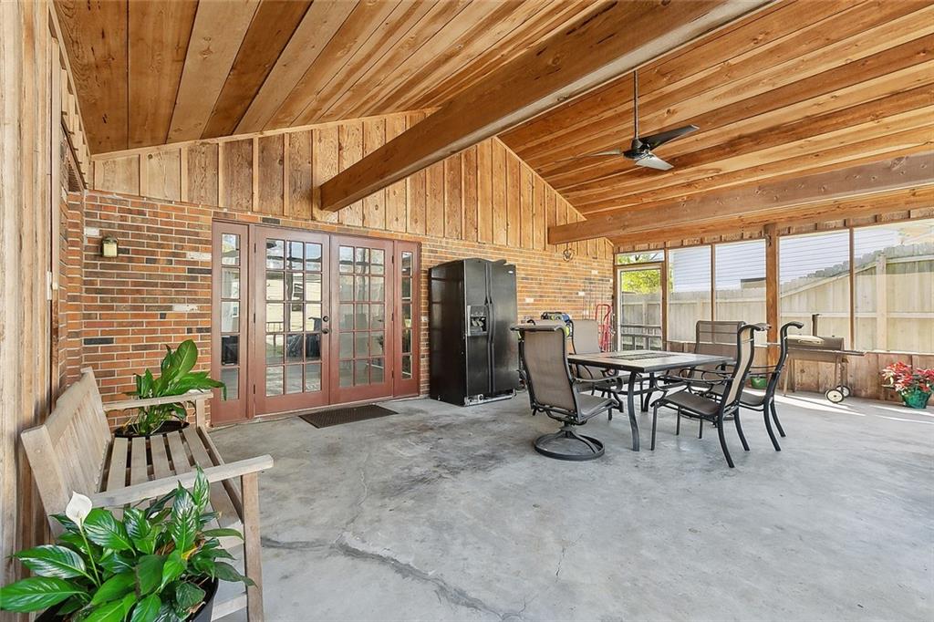 240 Carole Drive, Mandeville, Louisiana image 23