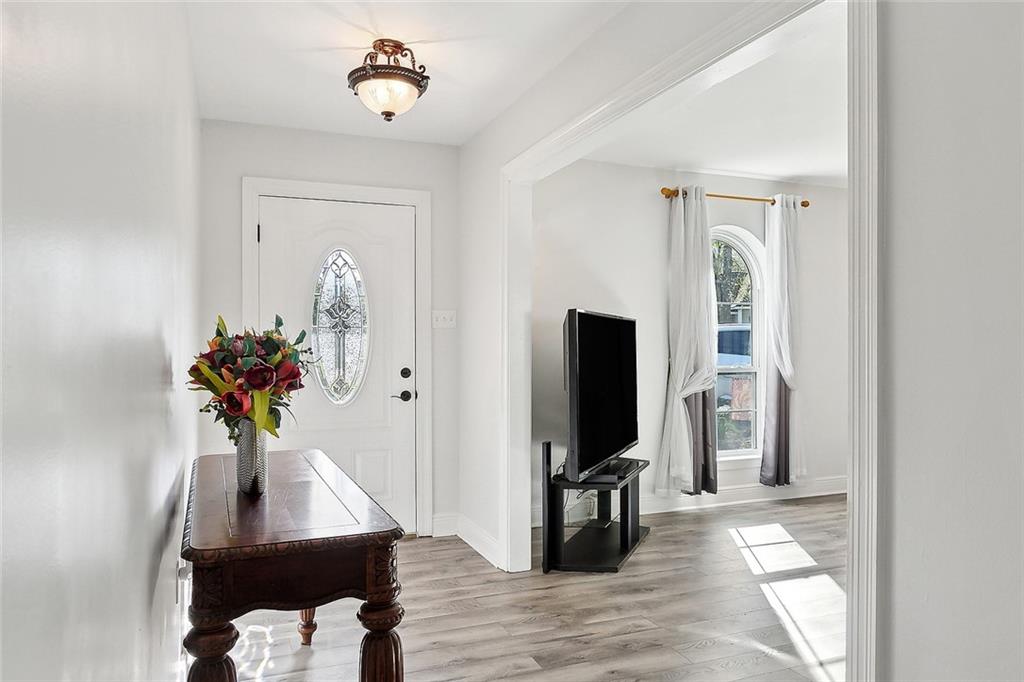 240 Carole Drive, Mandeville, Louisiana image 3