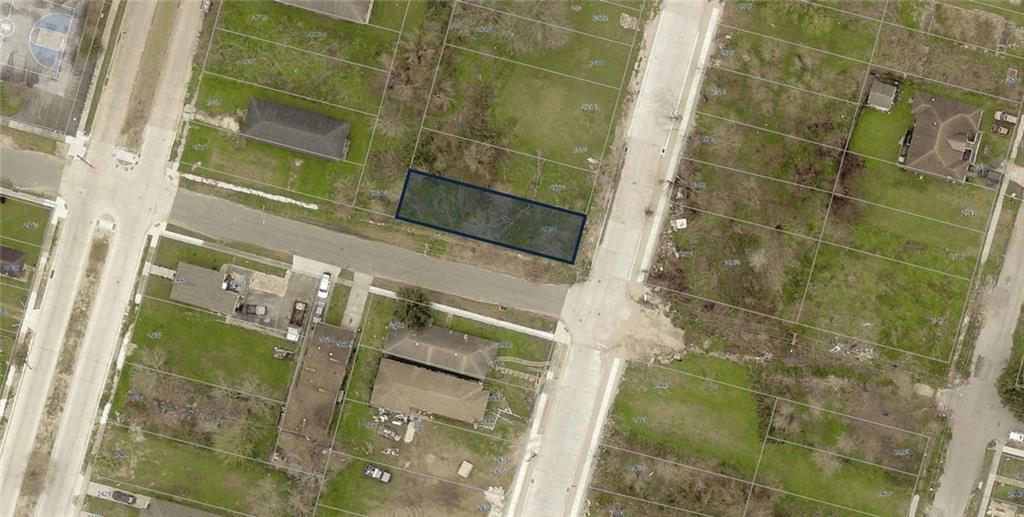 2502 Lamanche Street, New Orleans, Louisiana image 2