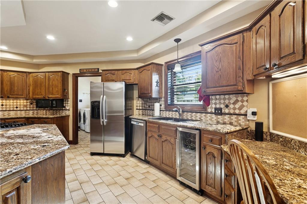 925 Winona Drive, Mandeville, Louisiana image 9