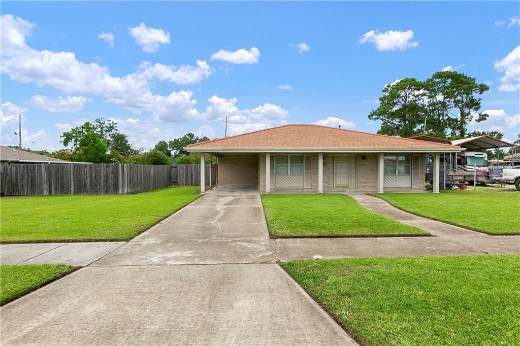 8829 Livingston Avenue, Chalmette, Louisiana image 1