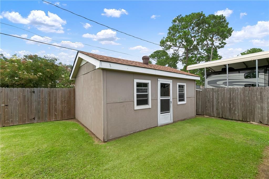 8829 Livingston Avenue, Chalmette, Louisiana image 19