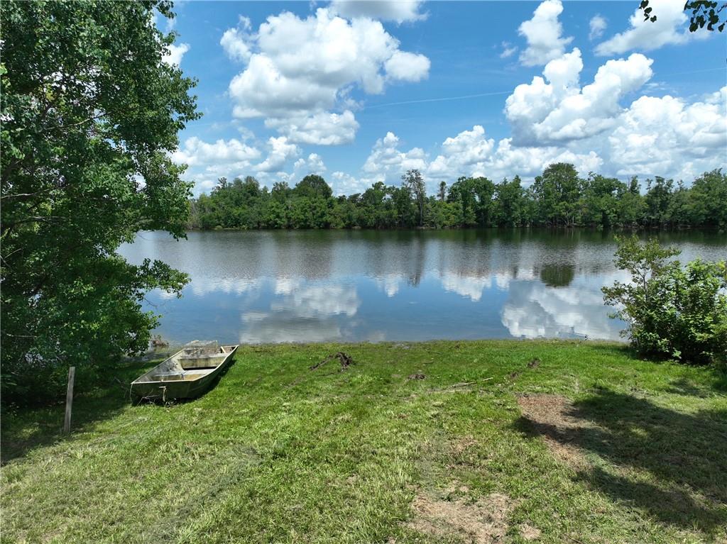 210 Highland Crest Drive, Covington, Louisiana image 2