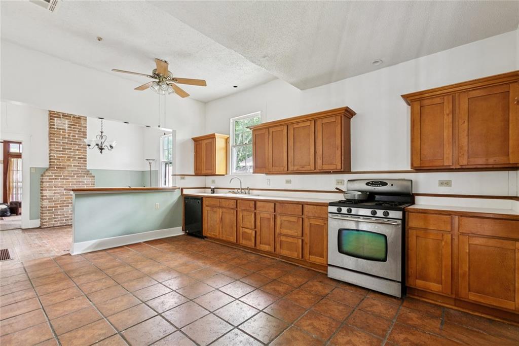 2516 Wisteria Street, New Orleans, Louisiana image 8