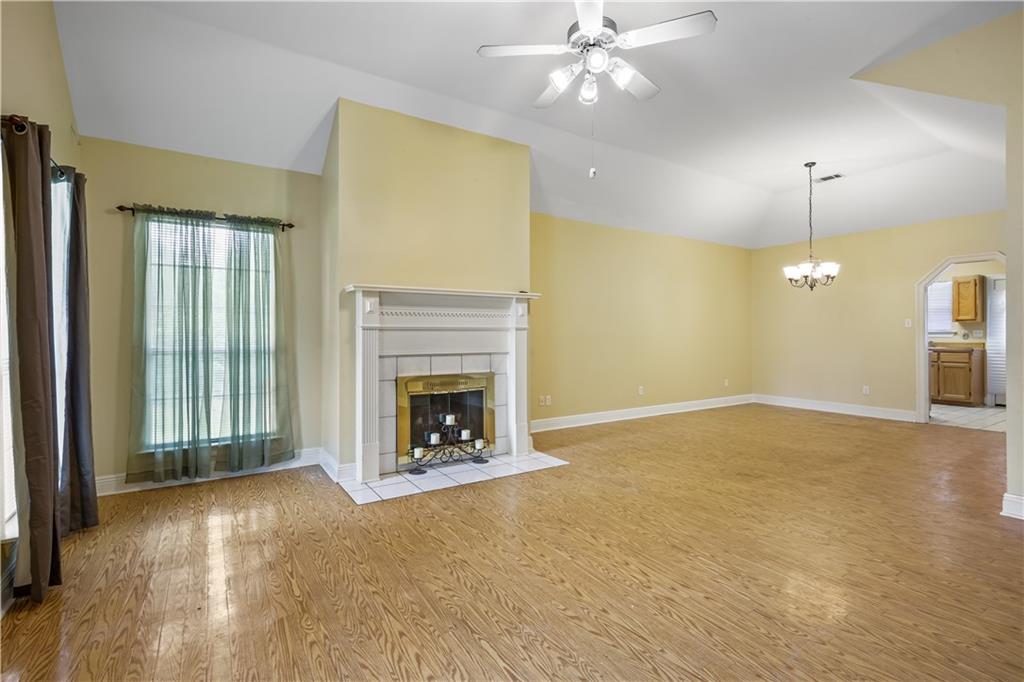 114 Robinhood Drive, Covington, Louisiana image 2