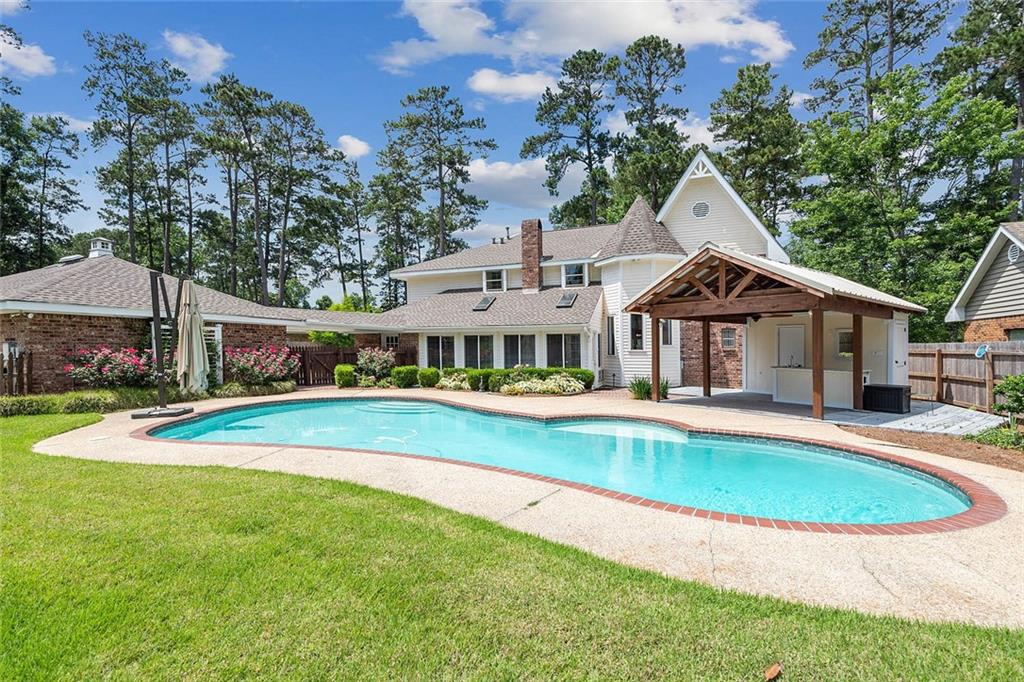 250 Laura Drive, Mandeville, Louisiana image 3
