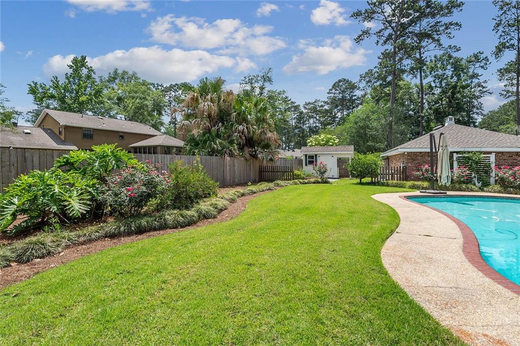 250 Laura Drive, Mandeville, Louisiana image 4