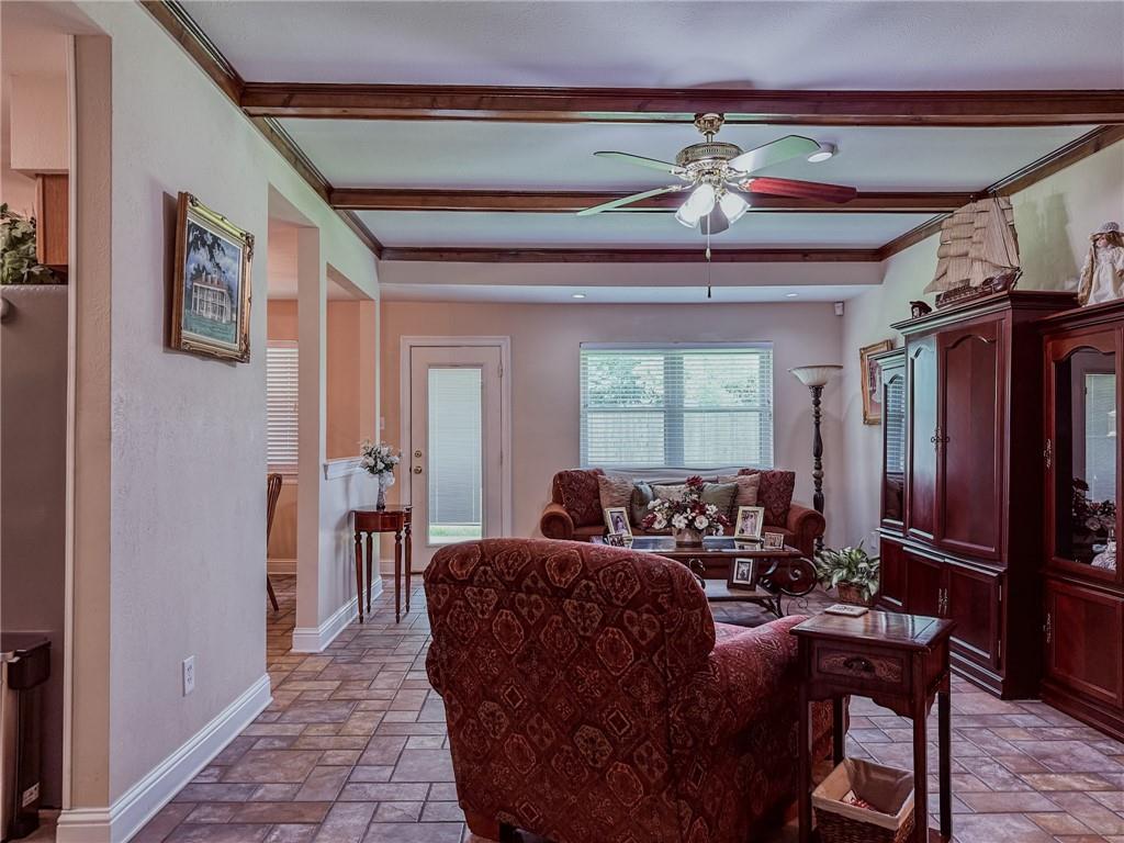 437 Pellerin Drive, Kenner, Louisiana image 8