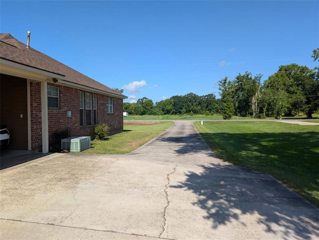 11062 Bourdreaux Road, Gonzales, Louisiana image 6