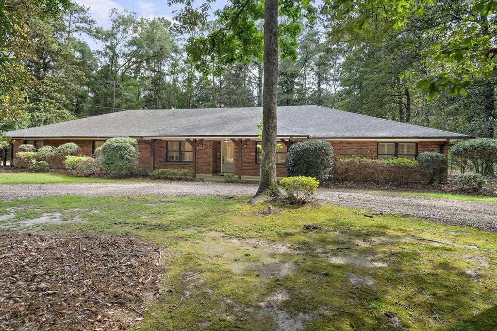 9 Elizabeth Drive, Covington, Louisiana image 1