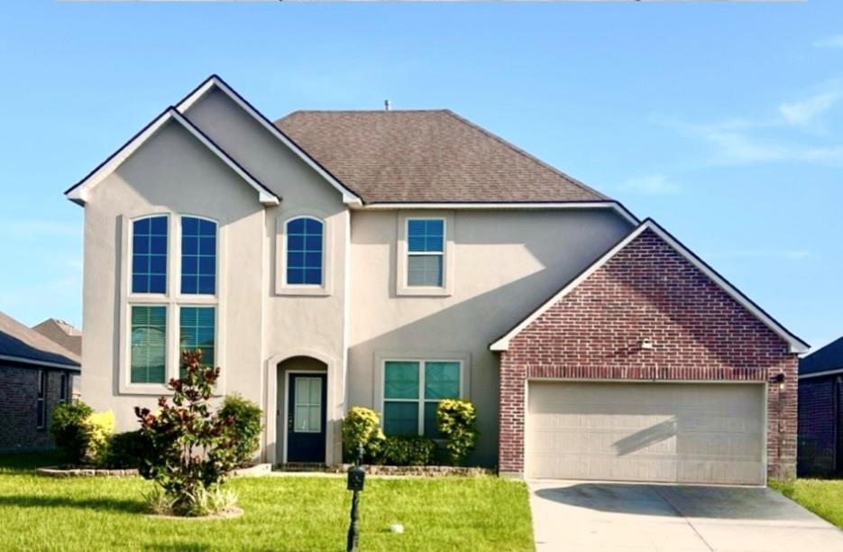 668 Lakeshore Village Drive, Slidell, Louisiana image 1