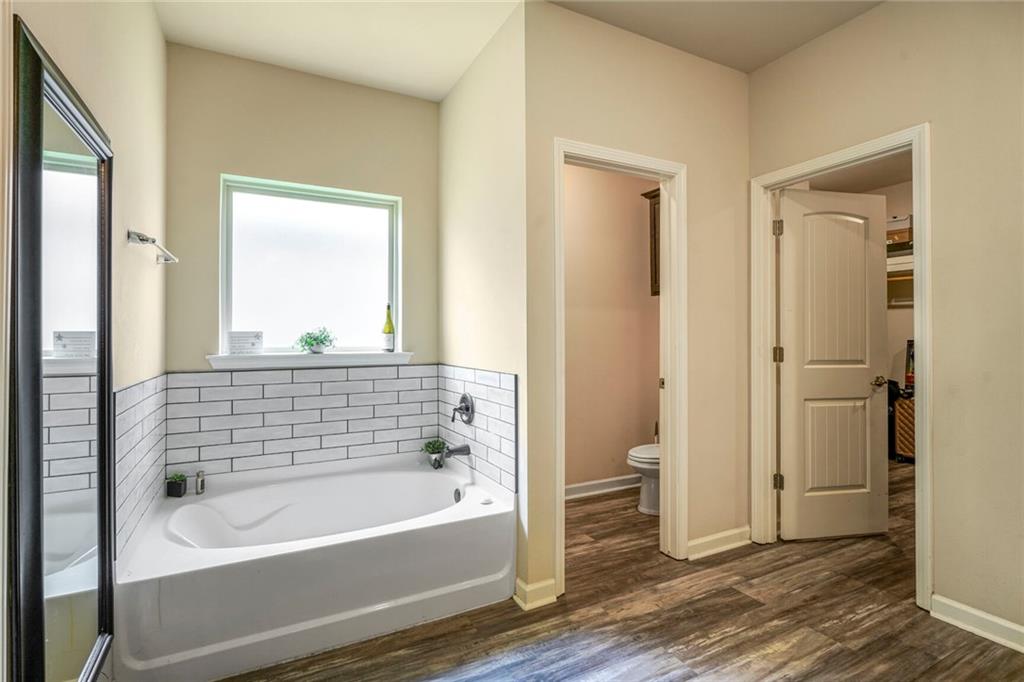 668 Lakeshore Village Drive, Slidell, Louisiana image 18
