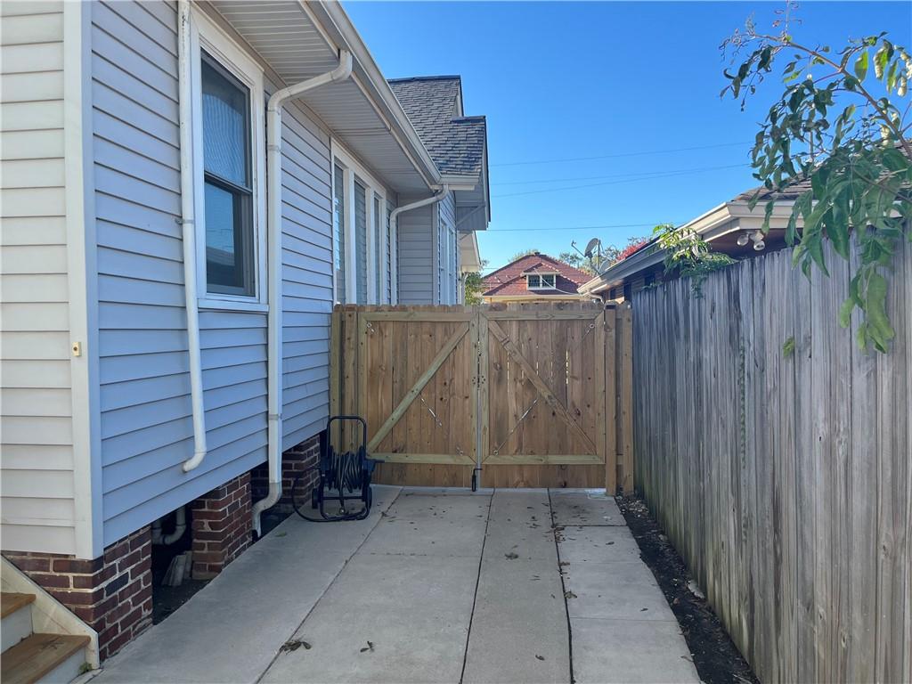 4457 Demontluzin Street, New Orleans, Louisiana image 8