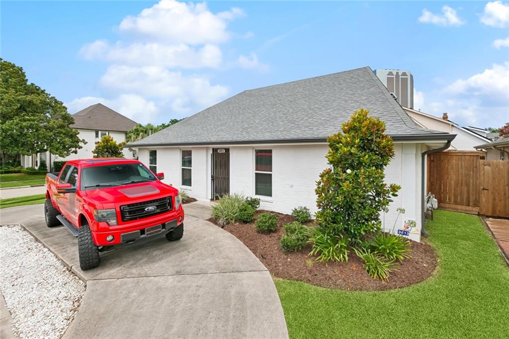 3813 N Arnoult Road, Metairie, Louisiana image 2
