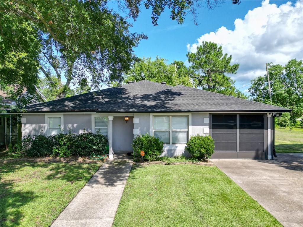 61 Cochrane Drive, Chalmette, Louisiana image 1