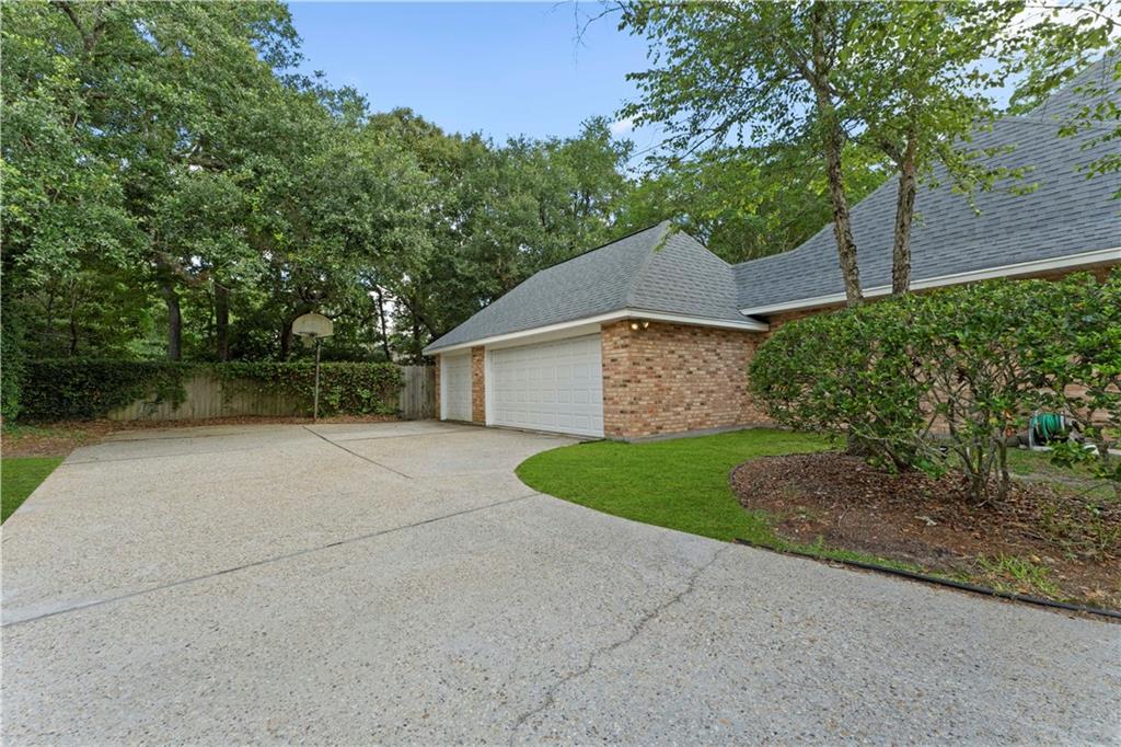 2150 Hampsire Drive, Slidell, Louisiana image 4