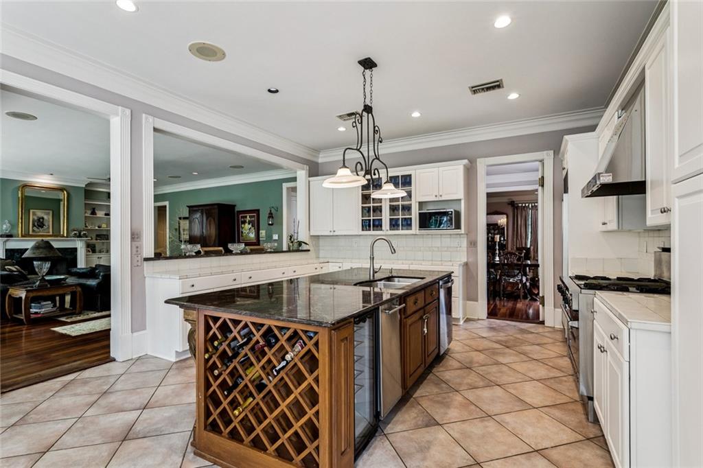 2612 Labarre Lane, Metairie, Louisiana image 12