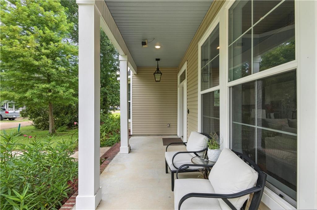 633 Ramon Street, Mandeville, Louisiana image 2