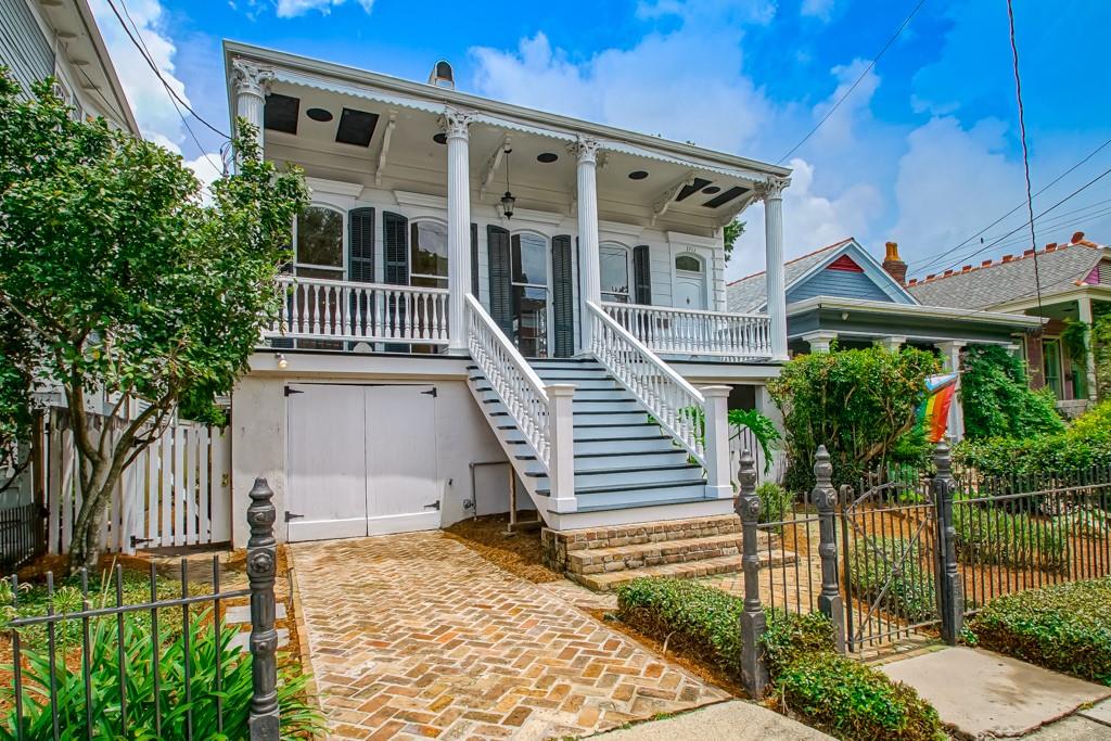 3713 Carondelet Street, New Orleans, Louisiana image 1