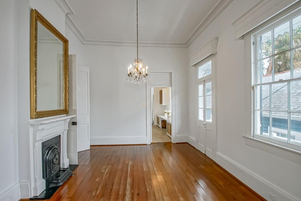 3713 Carondelet Street, New Orleans, Louisiana image 14