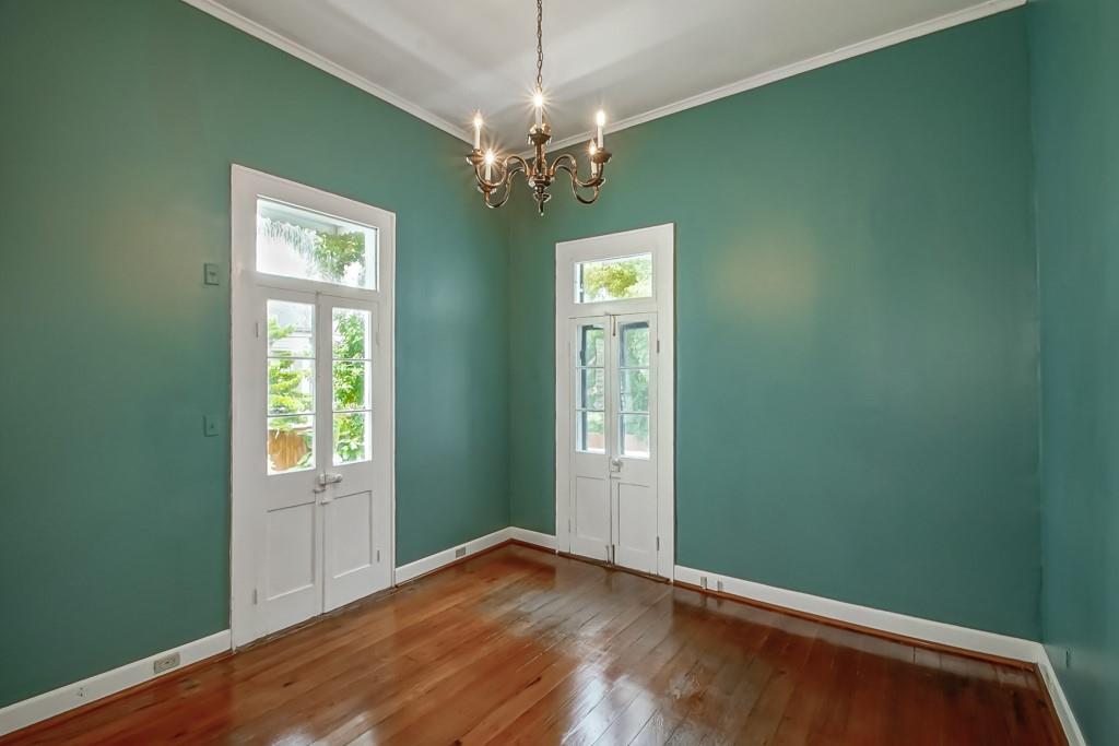 3713 Carondelet Street, New Orleans, Louisiana image 21