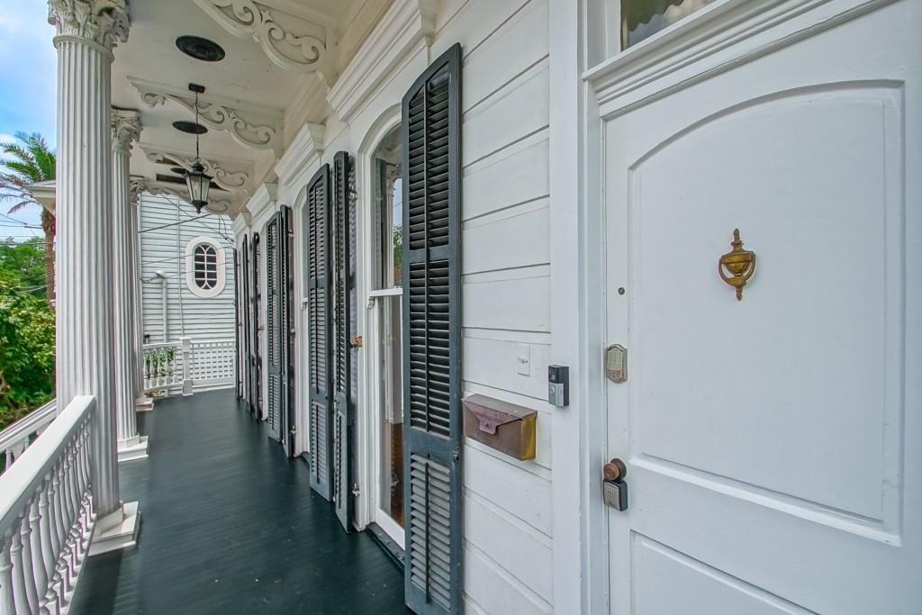 3713 Carondelet Street, New Orleans, Louisiana image 6