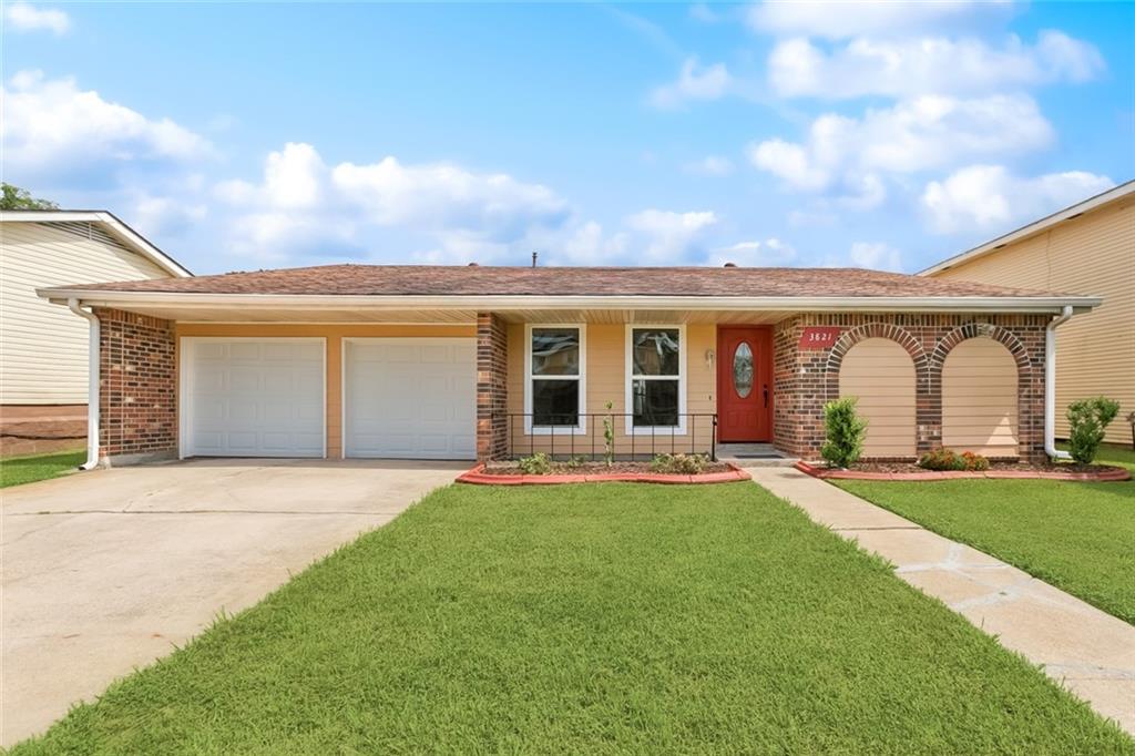 3821 Chriswood Lane, Harvey, Louisiana image 1