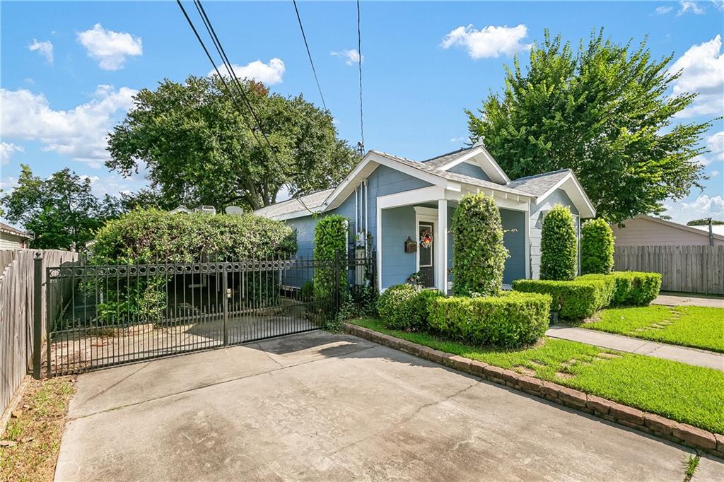 2020 Elm Street, Harvey, Louisiana image 24