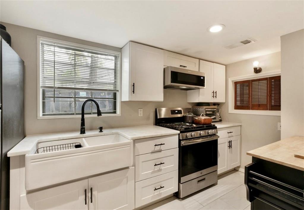 913 Harmony Street, New Orleans, Louisiana image 7