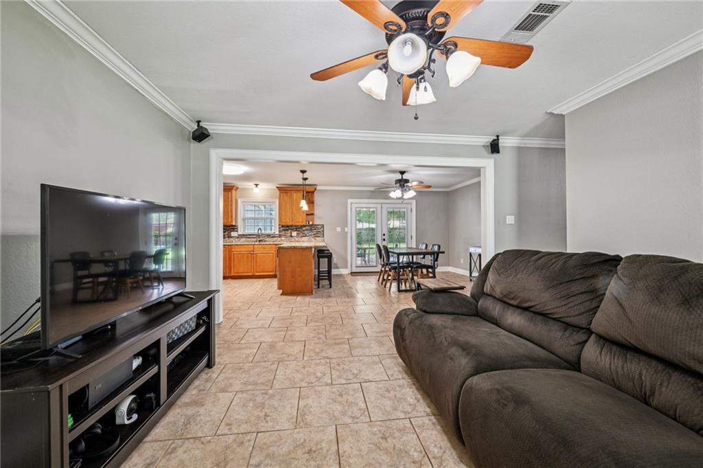 1131 Maris Stella Avenue, Slidell, Louisiana image 5