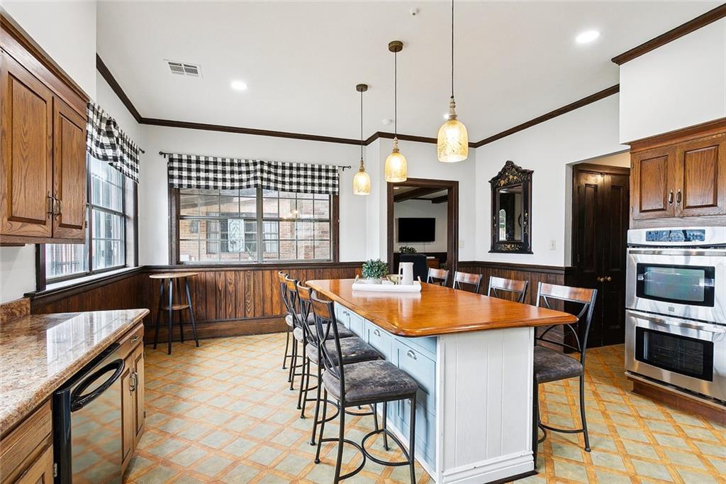 1718 Leon C Simon Drive, New Orleans, Louisiana image 14