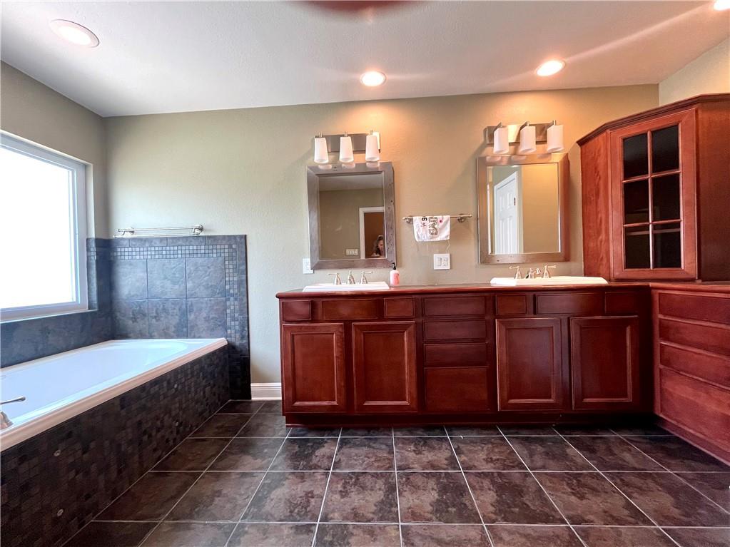 432 Melody Drive, Metairie, Louisiana image 18