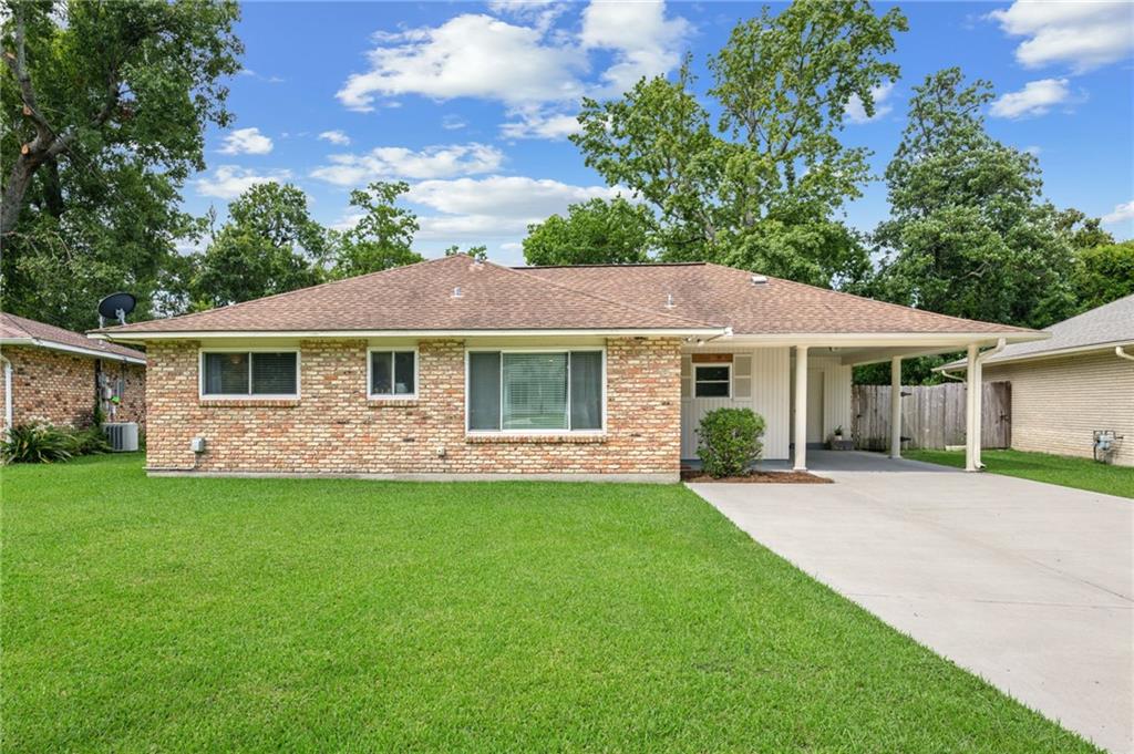249 Hummingbird Lane, Slidell, Louisiana image 1
