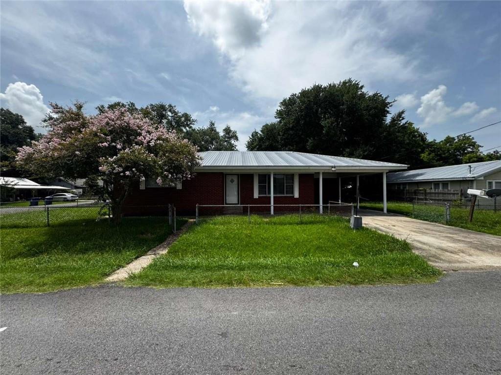 920 E Elm Street, Crowley, Louisiana image 1