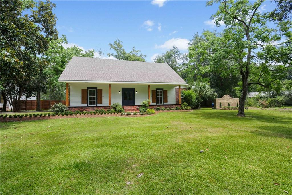 425 Carondelet Street, Mandeville, Louisiana image 2