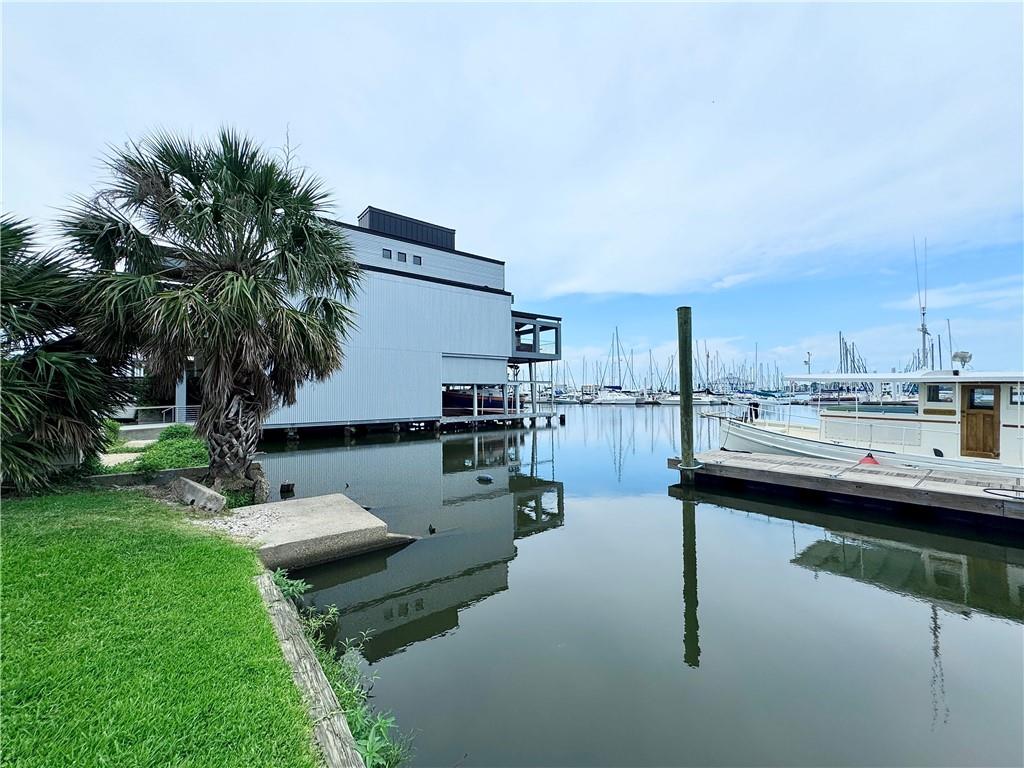 7690 & 7700 Breakwater Drive, New Orleans, Louisiana image 5