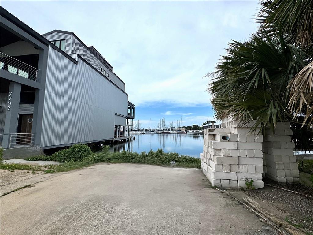 7700 Breakwater Drive, New Orleans, Louisiana image 1