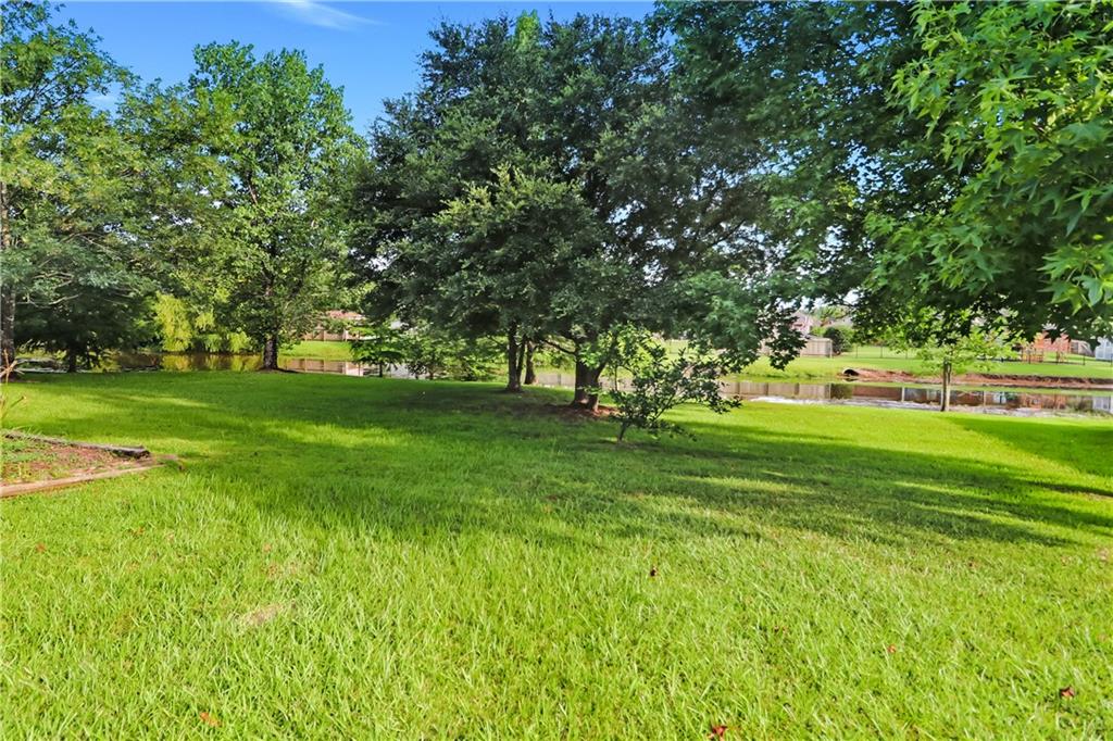 1022 Forest Ridge Loop, Pearl River, Louisiana image 4
